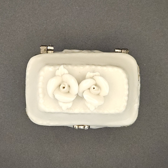 Porcelain Ceramic Floral Trinket Box - Picture 2 of 7